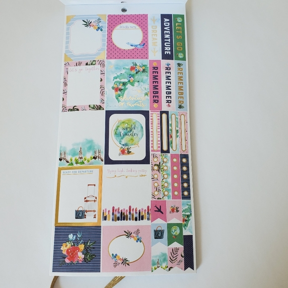 Travel Voyage Sticker Book - Picture 5 of 16